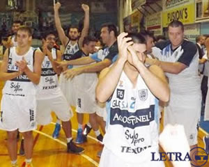 CLASIFICADO A SEMIS